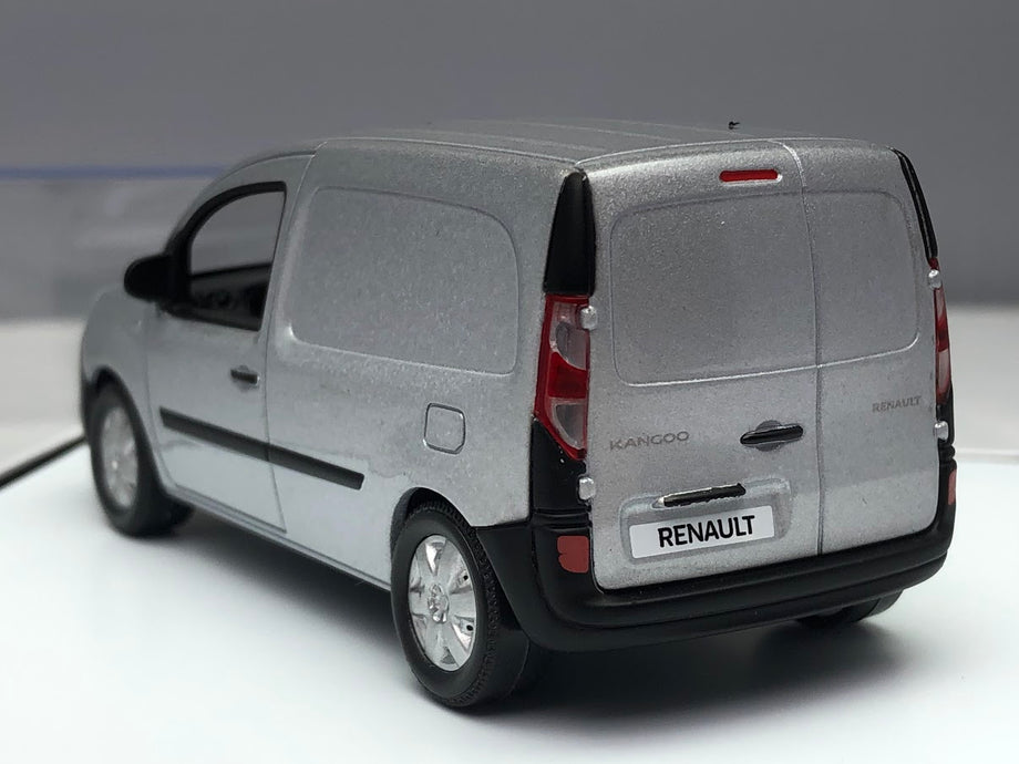 NOREV 1/43 Renault Kangoo vitré グリーン NOREV 1/43 Renault Kangoo vitré グリーン - メルカリ