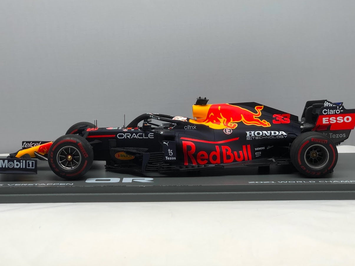  Red Bull Racing F1 2021 Rb16b #33 Verstappen or #11