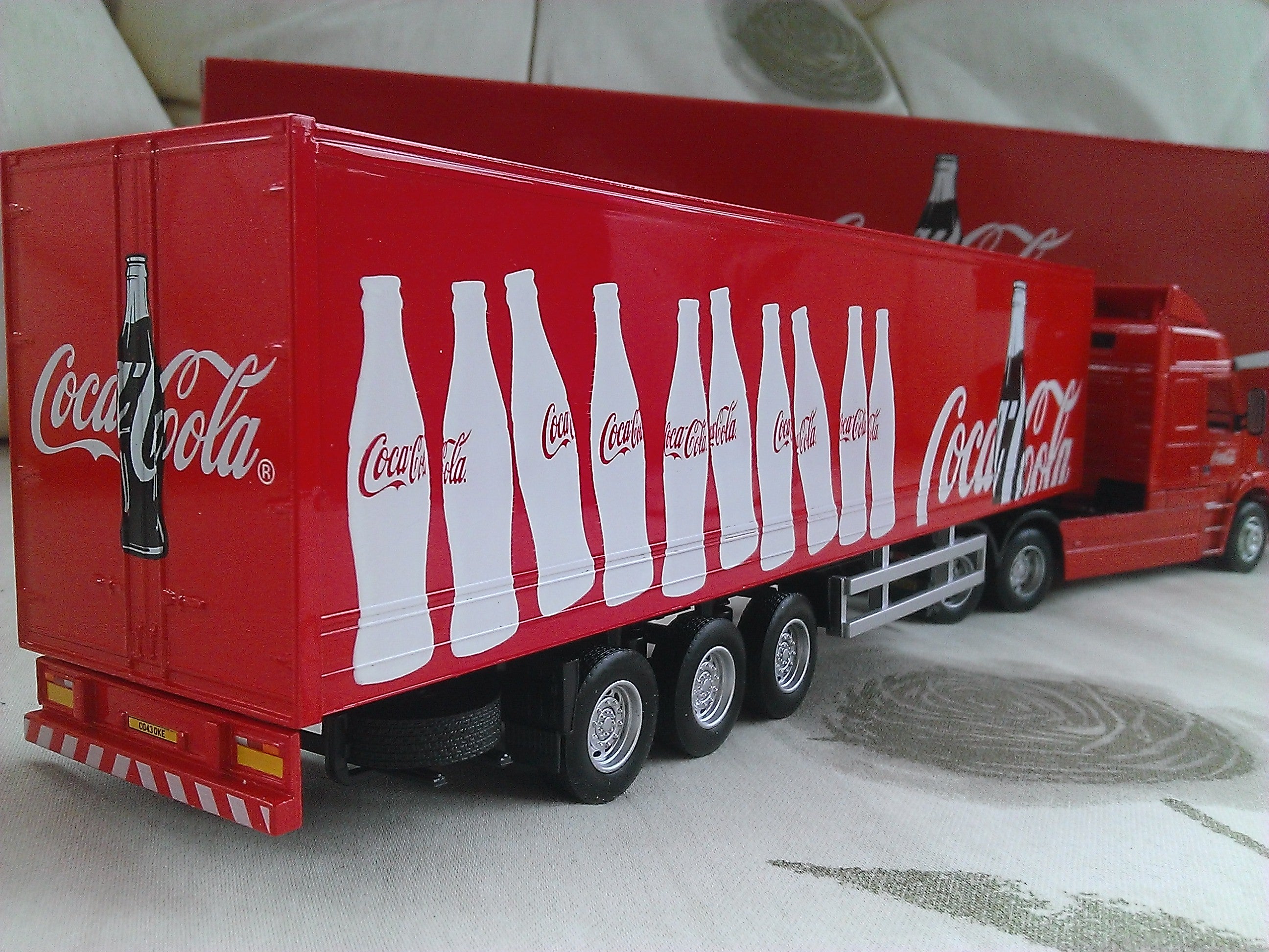 Caminhão Nh12 Volvo Carreta Coca Cola 1:50 = Arpra.